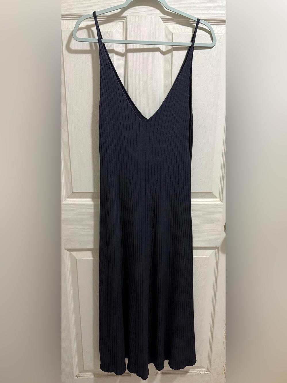H&M Black Ribbed V-Neck Midi Slip Dress